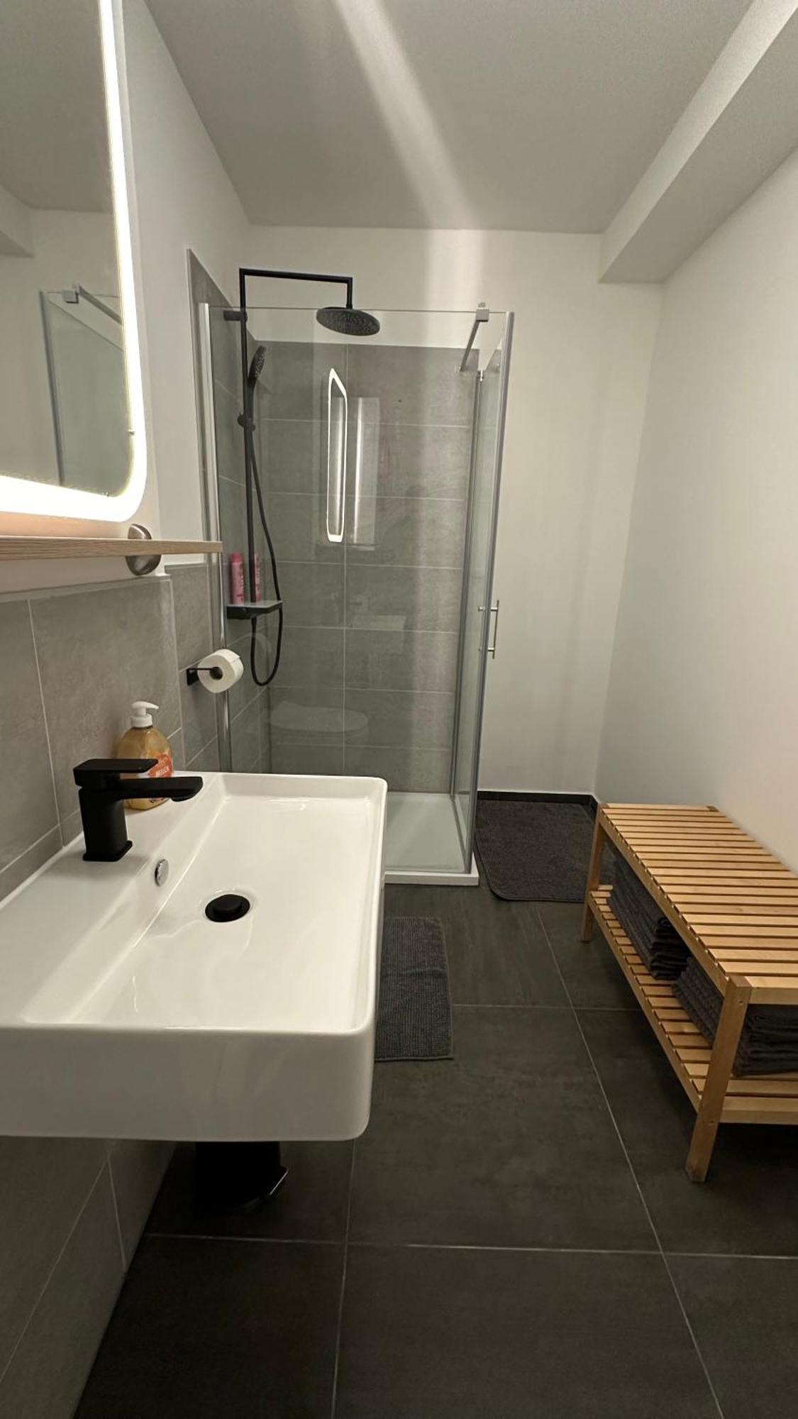 Traumhafte Wohnung Mitten In Charlottenburg Berlin Eksteriør bilde